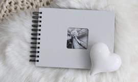 Come realizzare un fotolibro online: dalla progettazione alla stampa