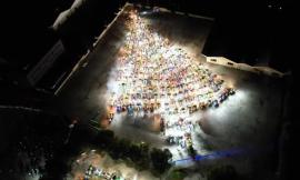 Villa Potenza si supera, 268 trattori accendono l'albero di Natale: è (momentaneo) record italiano (VIDEO)