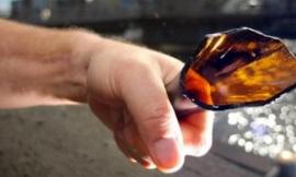 "Consegnatemi quello che avete negli zaini": minorenne minaccia due coetanei con una bottiglia rotta