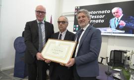 Università di Macerata, Francesco Adornato riceve il titolo di professore emerito