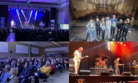 Castelraimondo, i Camaleonti fanno cantare il Lanciano Forum con i loro successi