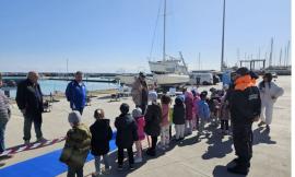 Civitanova celebra la Giornata del Mare con oltre 250 studenti: il porto diventa un'aula a cielo aperto