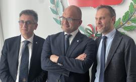 Camerino, la ricostruzione accelera: "Dal rumore dei passi alla musica dei martelli pneumatici" Camerino, la ricostruzione accelera: "Dal rumore dei passi alla musica dei martelli pneumatici"