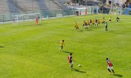 Serie D, la Civitanovese affonda la Fermana con un gol per tempo: una sconfitta che sa di condanna per i canarini