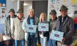 Camerino, Pasqua più dolce con gli Alpini: colombe e uova per gli ospiti della casa di riposo