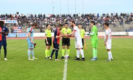 Serie D, la Civitanovese si fa riacciuffare e trema: il derby con la Recanatese finisce 1-1 Serie D, la Civitanovese si fa riacciuffare e trema: il derby con la Recanatese finisce 1-1