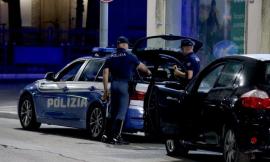 Civitanova, ragazze aggredite dopo aver rifiutato approccio: "Ci hanno strappato il cellulare e picchiato un nostro amico" Civitanova, ragazze aggredite dopo aver rifiutato approccio: "Ci hanno strappato il cellulare e picchiato un nostro amico"