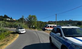 Macerata, scontro tra due auto: due feriti lievi, uno ricoverato in ospedale