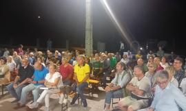 Pollenza, oltre cento cittadini all’assemblea contro la discarica a Cantagallo