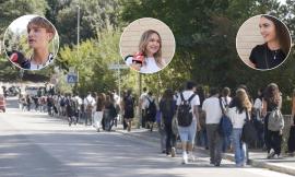 Primo giorno di scuola a Macerata (senza cellulari): "L’intelligenza artificiale ci aiuta anche in classe" (VIDEO)