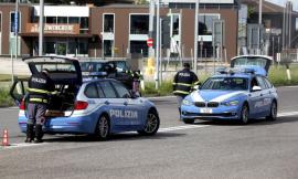 Dalla Macedonia a Civitanova senza autorizzazione: pullman fermato per due mesi