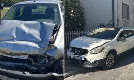 Macerata, danneggia un'auto parcheggiata e fugge dopo l'incidente