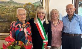 San Severino, Antonia Coccettini festeggia 100 anni e 72 di matrimonio con Dalmo