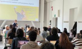 Macerata, quando la salute si cerca sul web: all'UniMc un seminario su salute digitale e consumo informativo