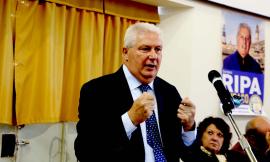 Macerata, Giordano Ripa si vede sindaco: "Siamo l'alternativa. Parcaroli? Soldi utilizzati in maniera tragicomica" (FOTO e VIDEO)