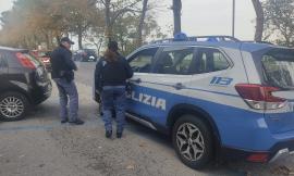 Macerata, fermato per un controllo gli trovano cocaina nascosta in un calzino: segnalato 30enne