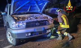 Scontro tra due auto sulla Sp19: sei persone ferite, tra cui due minori Scontro tra due auto sulla Sp19: sei persone ferite, tra cui due minori