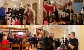 Vino, opere internazionali e jazz: Montecosaro si prepara al weekend di Calici d’Arte