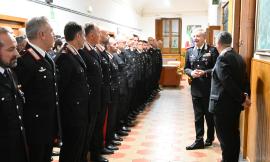 "Il cittadino crede nei carabinieri": il generale Iacobelli in visita al Comando di Macerata