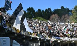 Indossa la tuta dell'Ascoli: aggredito un calciatore dell'under 15 e il fratello 12enne