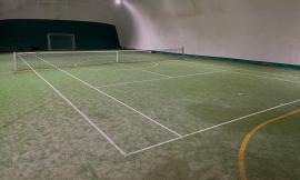 San Severino, nuovo manto sintetico al Tennis Club: riqualificazione in rampa per gli altri campi