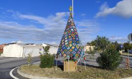 Montecassiano si accende: torna il Natale del Sambuco con mercatini, spettacoli e trenino