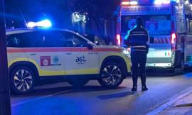 Macerata, uomo investito da un'auto mentre attraversa: trasportato d'urgenza a Torrette (FOTO)