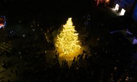 Matelica accende il suo Natale con luci, canti e musica per una domenica davvero magica