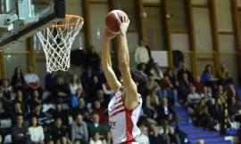 Basket, Halley da urlo: travolta Senigallia, è dominio Vigor: 88-58