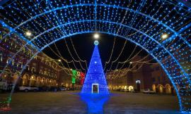 San Severino, Piazza del Popolo in gara per l'albero di Natale più bello delle Marche