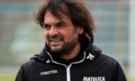 Matelica, Mister Ciattaglia rassegna le dimissioni: squadra affidata al dg Scandurra