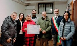 Loro Piceno, il loro vino cotto è un'eccellenza per il Gambero Rosso: il Comune premia la Società Agricola Tiberi