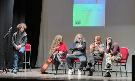 Tra carne e avatar: Michele Monina incanta Montefano con l'anteprima di "In che corpo"