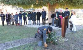 Macerata ricorda Pamela Mastropietro a otto anni dalla morte: cerimonia ai Giardini Diaz