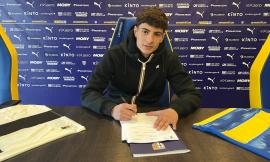 Dalla Maceratese al Parma: il tolentinate 16enne Fabio Lorenzi firma per il club ducale