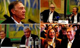 Mike Pompeo presenta il suo libro ad Ancona: “Tutti chiedono aiuto agli Usa, non alla Cina” (VIDEO e FOTO)