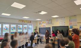 Un "seme" di libertà a Montecosaro: l'ippocastano di Anne Frank metterà radici alla scuola "Mandela"