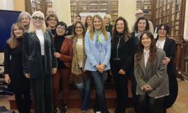 Macerata, premiate alla Sala Castiglioni le vincitrici del concorso fotografico “Sguardi di donna”