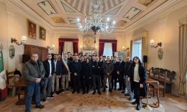 Loro Piceno accoglie l'Aeronautica Militare: visita ufficiale degli allievi piloti in Comune