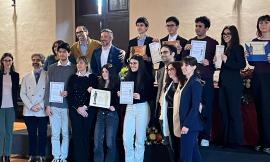 Recanati, il latino che premia: Mara Egidi tra i migliori d'Italia al Certamen di Pesaro