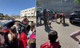 Piccoli "detective" per un giorno: gli alunni di Sarnano e Monte San Martino alla scoperta della caserma di Tolentino