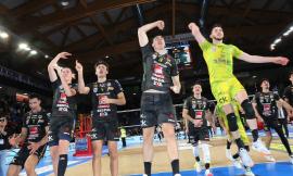 A Civitanova non si passa: la Lube si prende gara 2, semifinale scudetto in parità con Verona