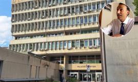 Tolentino - "Mi ha afferrata per il collo e spinta contro l'auto": fratello a processo per l'aggressione alla sorella