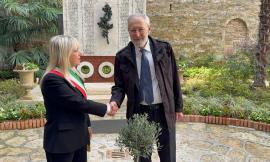 San Severino accoglie il rabbino capo di Roma Riccardo Di Segni: "Amicizia e rispetto uniscono le fedi"