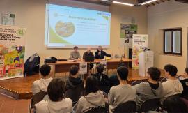 “Coltivare” i lavoratori del futuro: Manfrica Academy porta gli studenti dell'Agrario sul campo