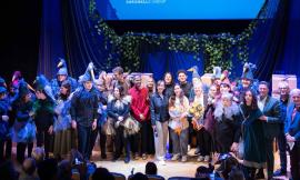 Tutti INscena conquista il Politeama: a Tolentino il teatro inclusivo fa il "tutto esaurito" con Aristofane