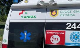 Porto Recanati, minaccia di gettarsi nel vuoto: salvato dal comandante dei carabinieri dopo ore di trattativa