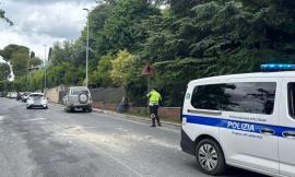 Macerata, jeep in avaria: olio sulla carreggiata e code in via Pancalducci