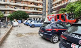 Porto Recanati, maxi controllo all’Hotel House: identificazioni e verifiche interforze