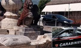 Castelraimondo, danneggiano la fontana in centro: identificati e denunciati due giovanissimi